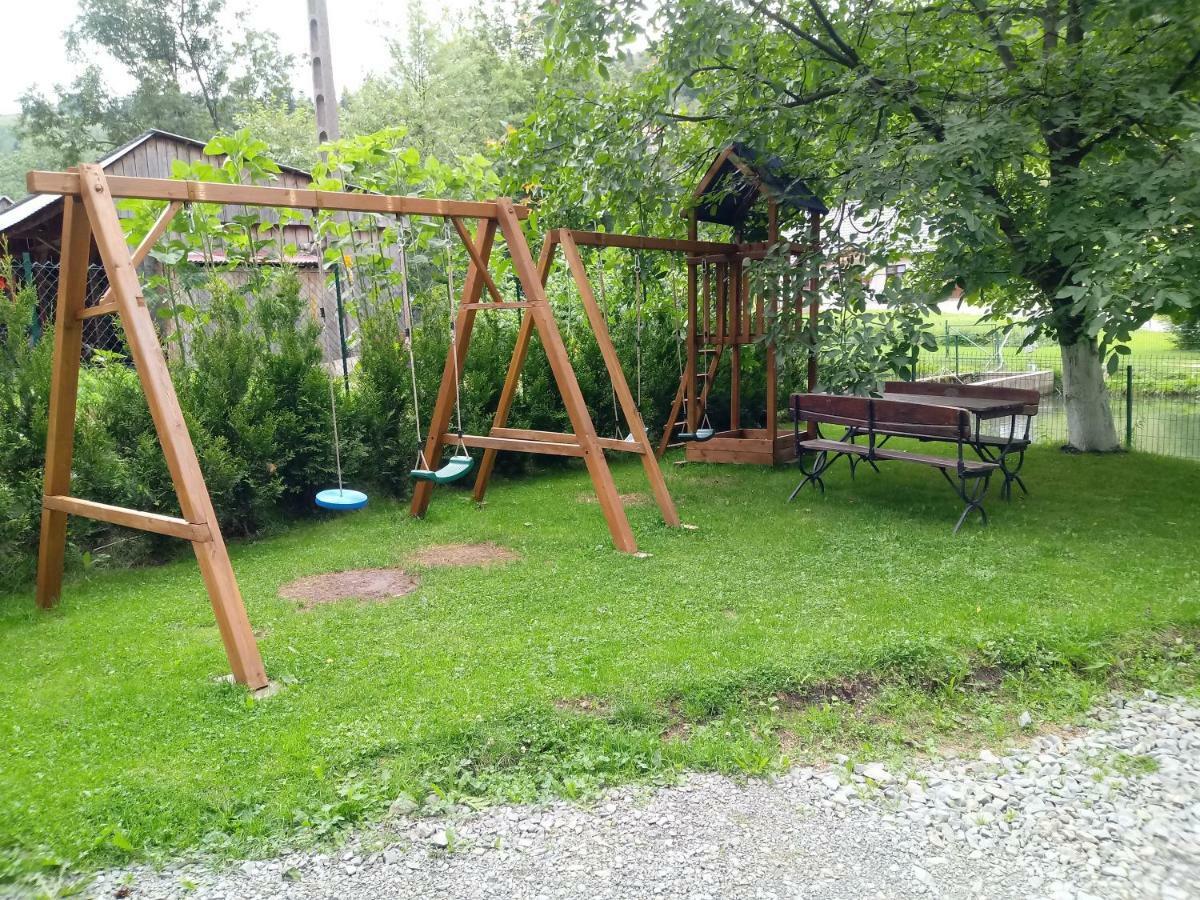 Gazdowka "Pod Pstragiem" Villa Korbielów Exteriör bild